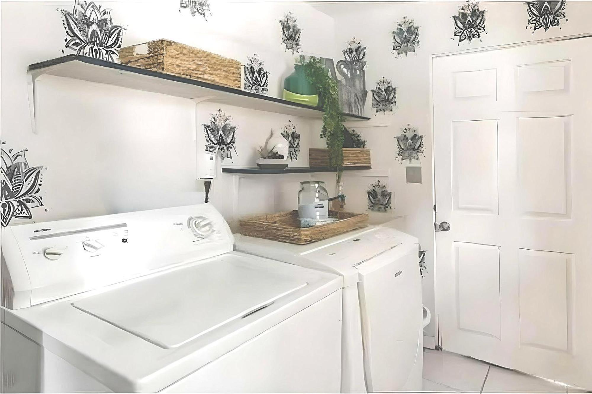 Appartamento Luxury Zen Den With Heated Pool Just Off Siesta Key Sarasota Esterno foto