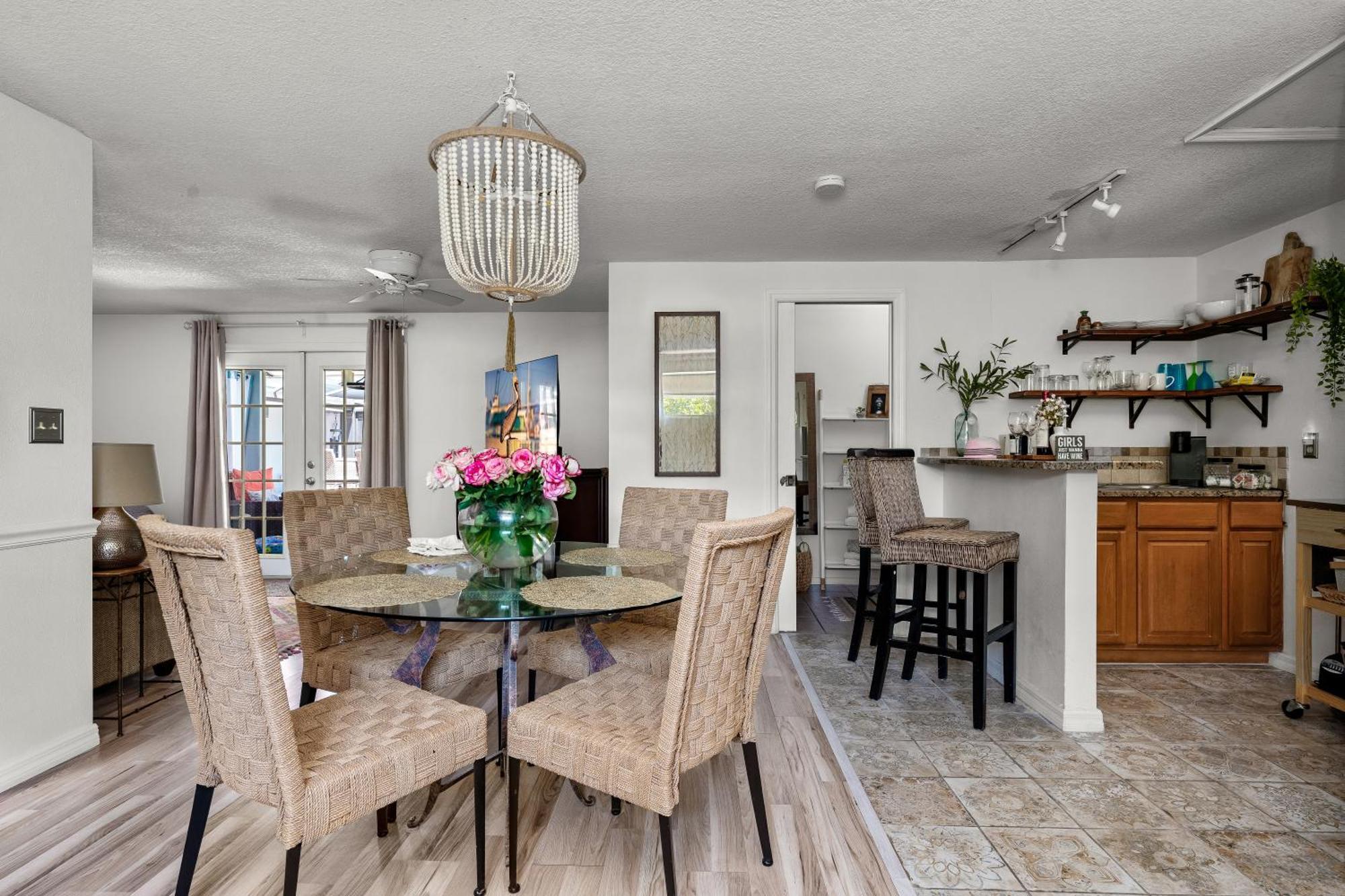 Appartamento Luxury Zen Den With Heated Pool Just Off Siesta Key Sarasota Esterno foto
