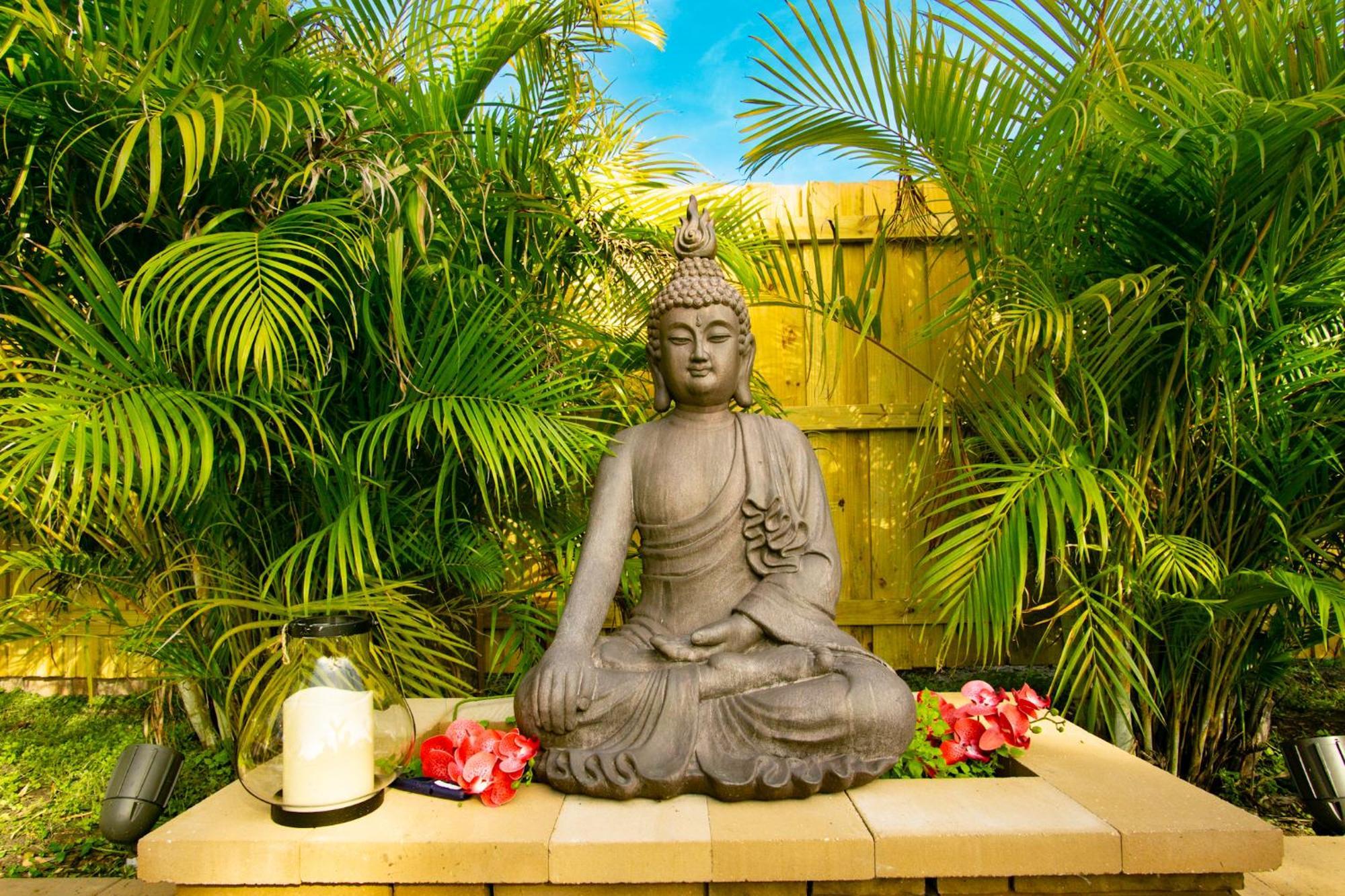 Appartamento Luxury Zen Den With Heated Pool Just Off Siesta Key Sarasota Esterno foto