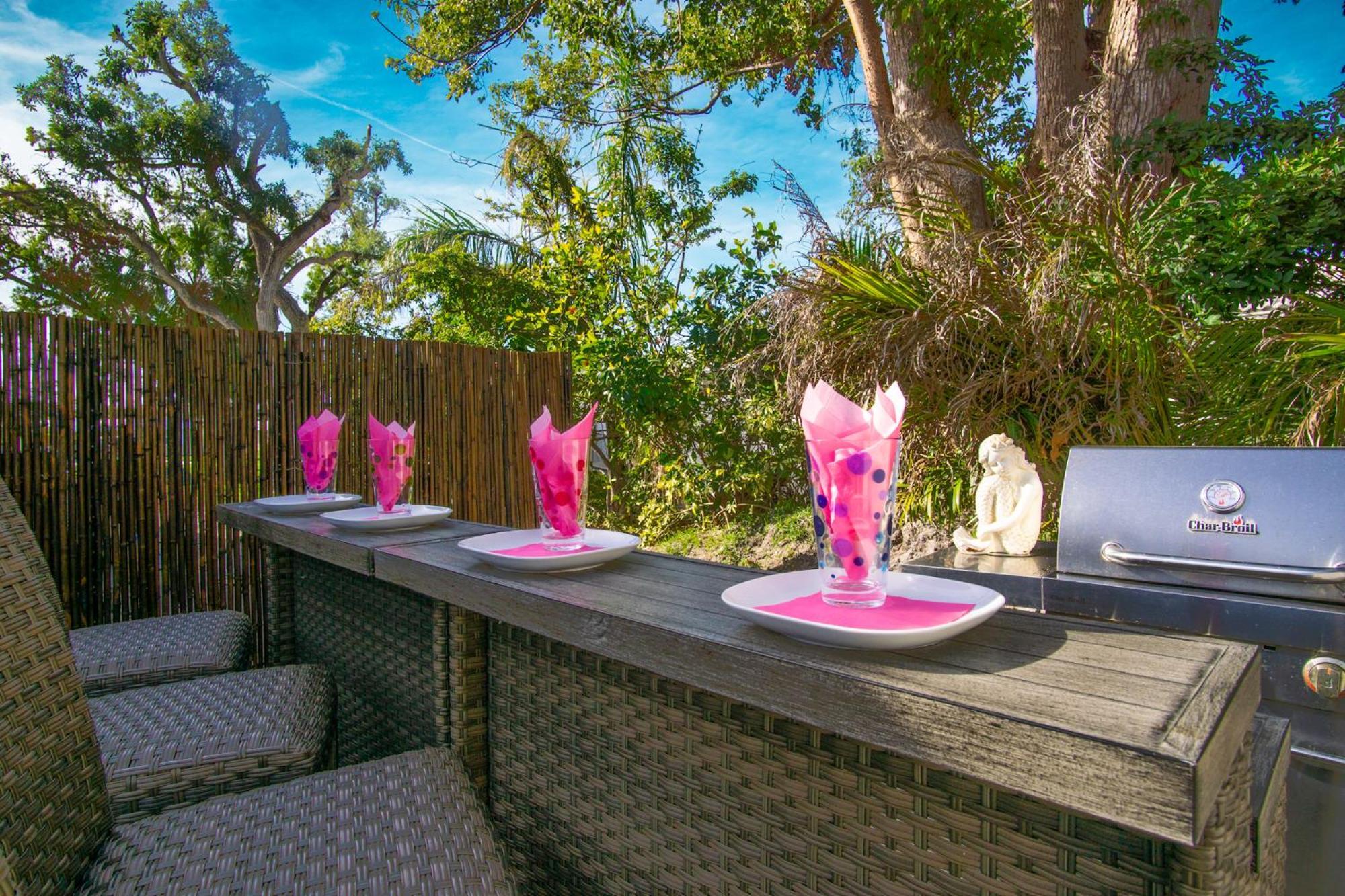 Appartamento Luxury Zen Den With Heated Pool Just Off Siesta Key Sarasota Esterno foto